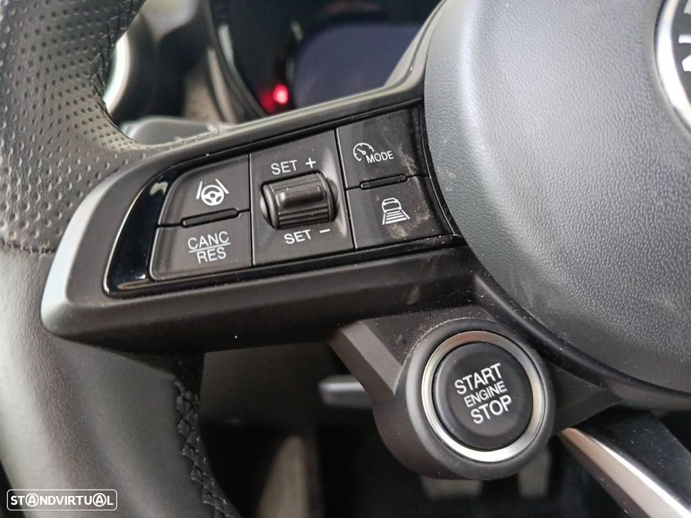 Alfa Romeo Tonale 1.5 Hybrid Sprint - 16