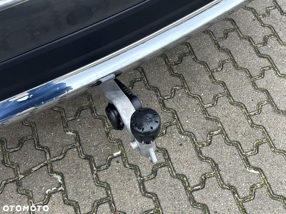 Mercedes-Benz GLE - 12