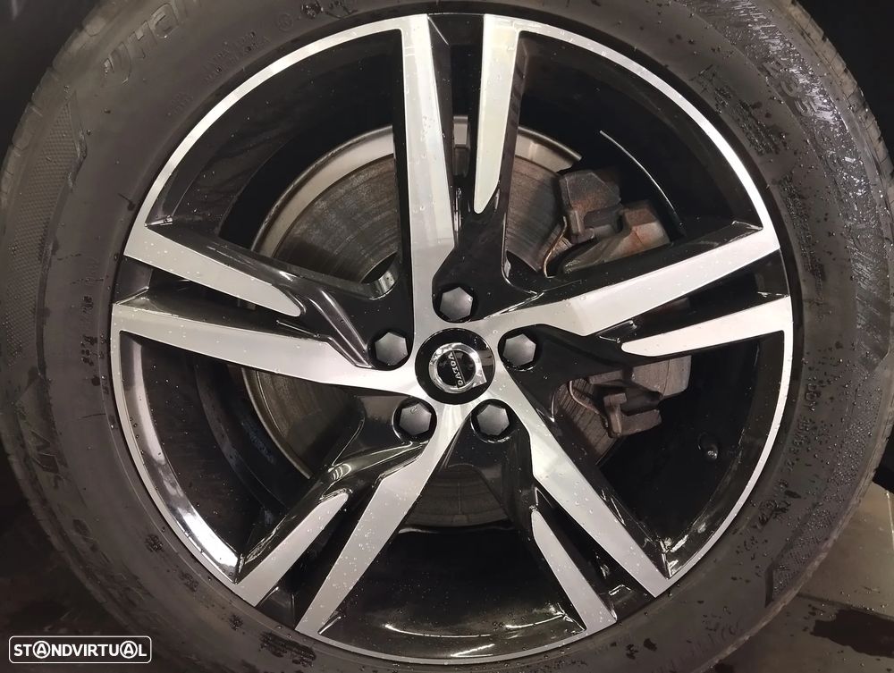 Volvo XC 60 2.0 B4 R-Design - 10