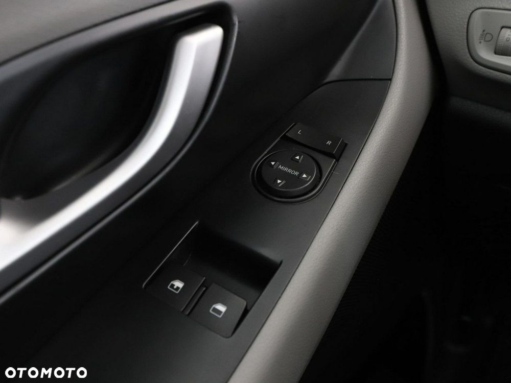 Hyundai i30 1.4 Select - 32