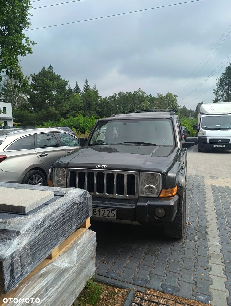 Jeep Commander - 8