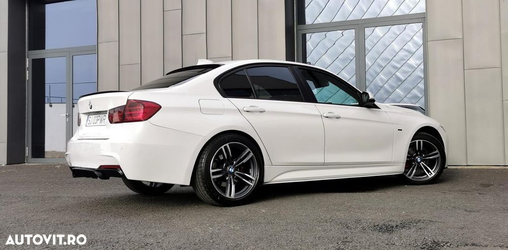 BMW Seria 3 320d - 26