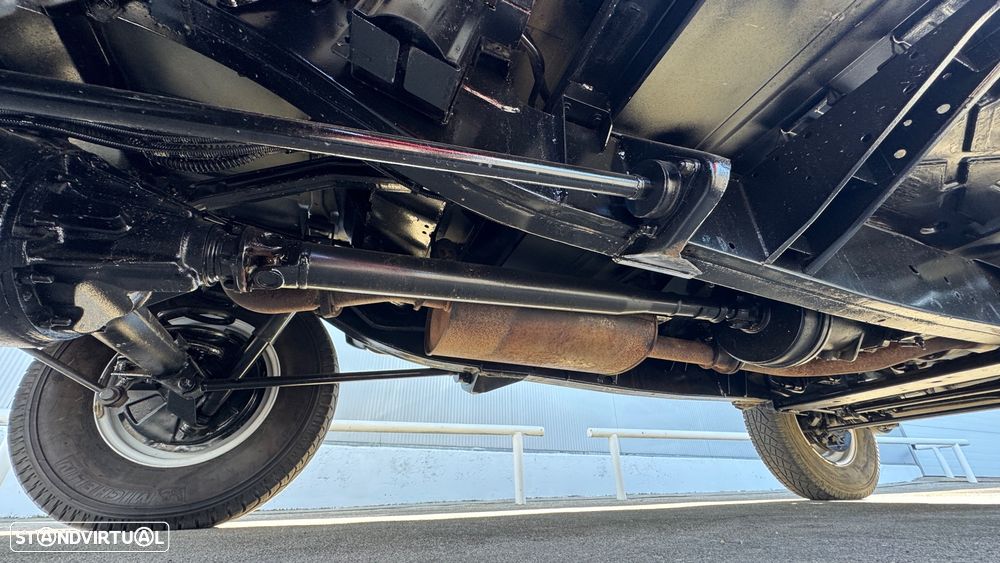 Land Rover Defender 110 DPF Station Wagon E - 4