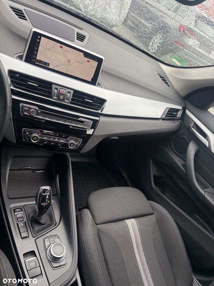 BMW X1 sDrive20i GPF Advantage sport - 14