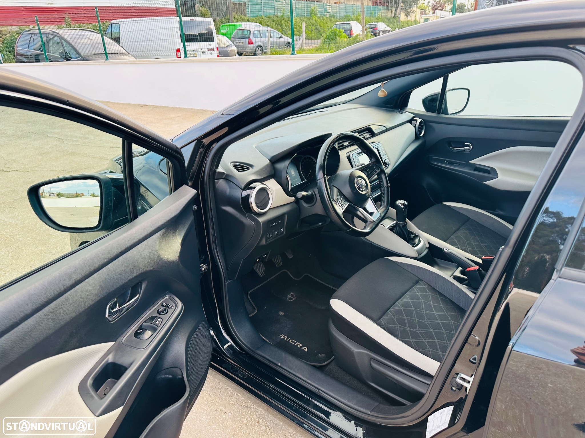 Nissan Micra 1.5 dCi N-Connecta Lifestyle S/S - 28
