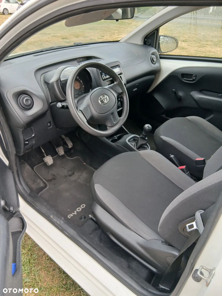Toyota Aygo - 6