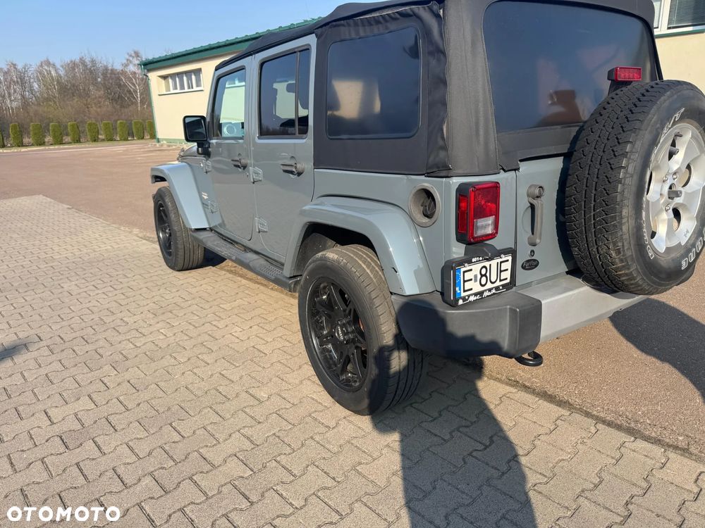 Jeep Wrangler 3.6 Unlim Sahara - 3