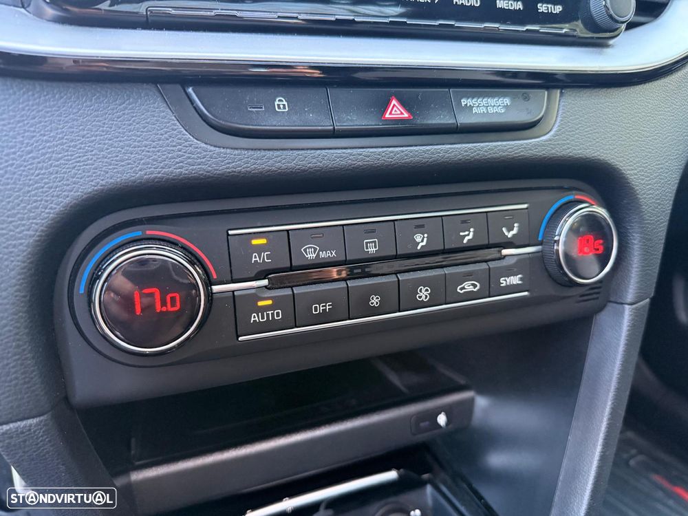 Kia ProCeed 1.6 CRDi SCR GT LINE - 19