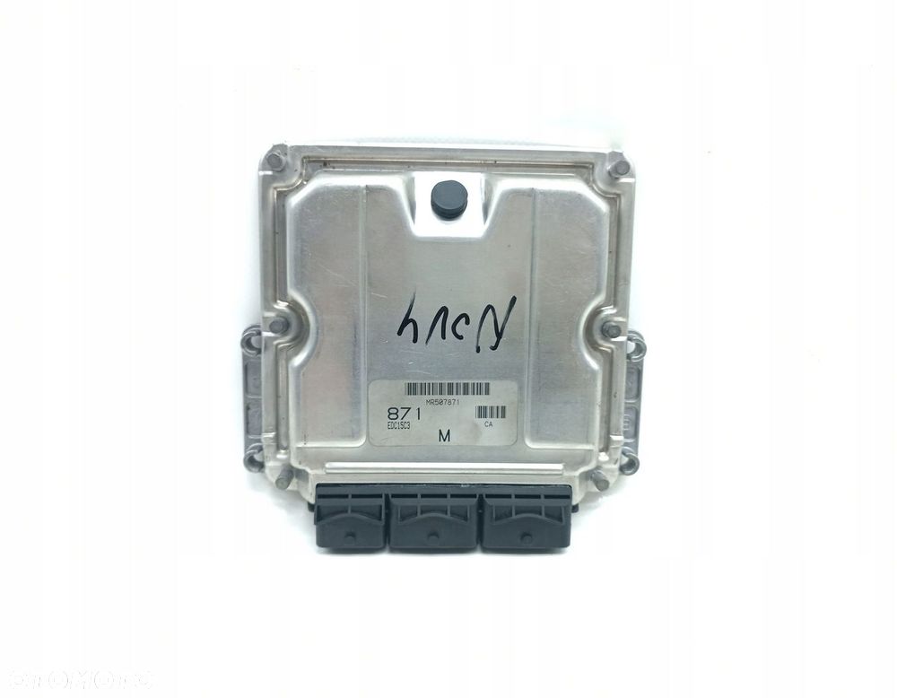 KOMPUTER SILNIKA STEROWNIK MITSUBISHI CARISMA 1.9 DI-D 0281010439 - 1