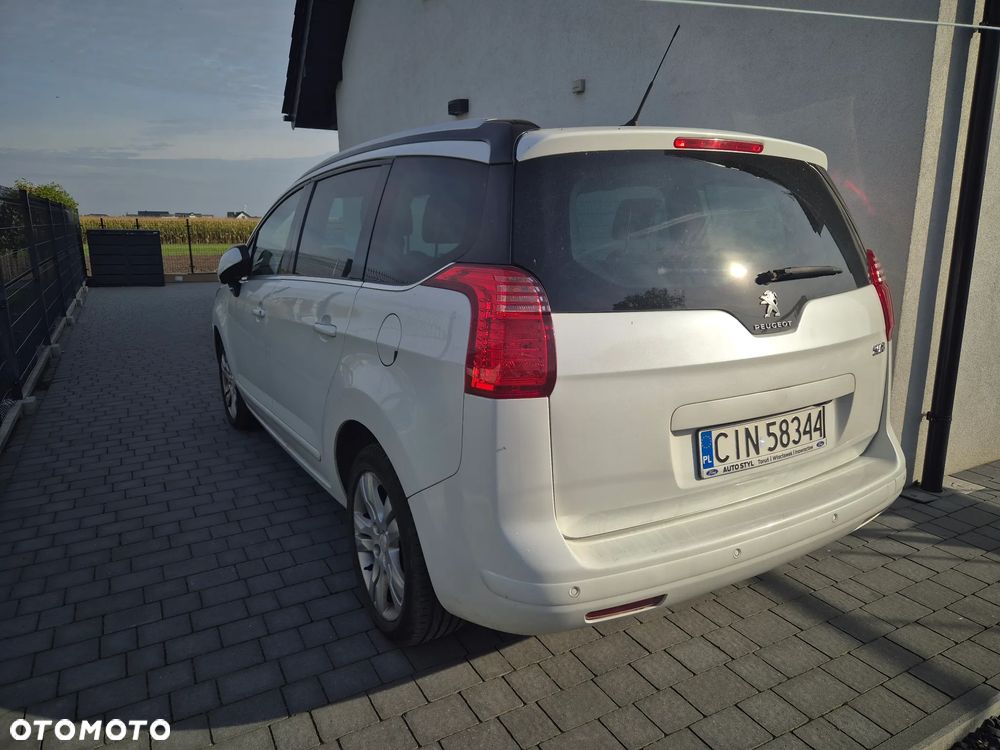 Peugeot 5008 2013 photo 3