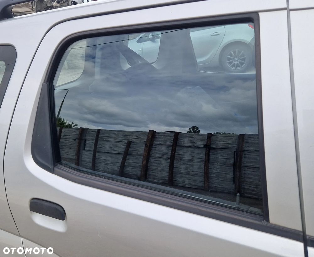 SUZUKI IGNIS II 03-10 SZYBA DRZWI PRAWY TYŁ