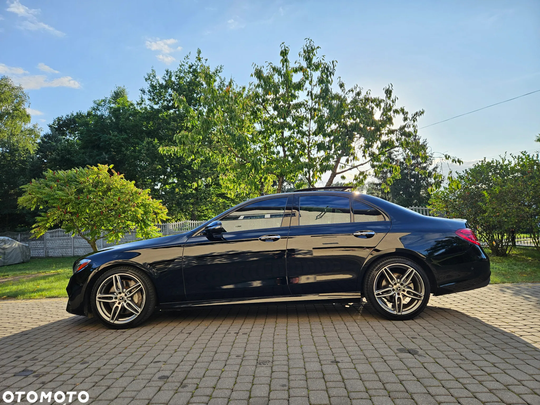 Mercedes-Benz Klasa E 300 9G-TRONIC AMG Line - 7