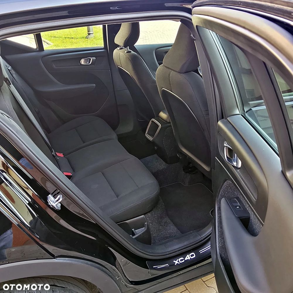 Volvo XC 40 - 6