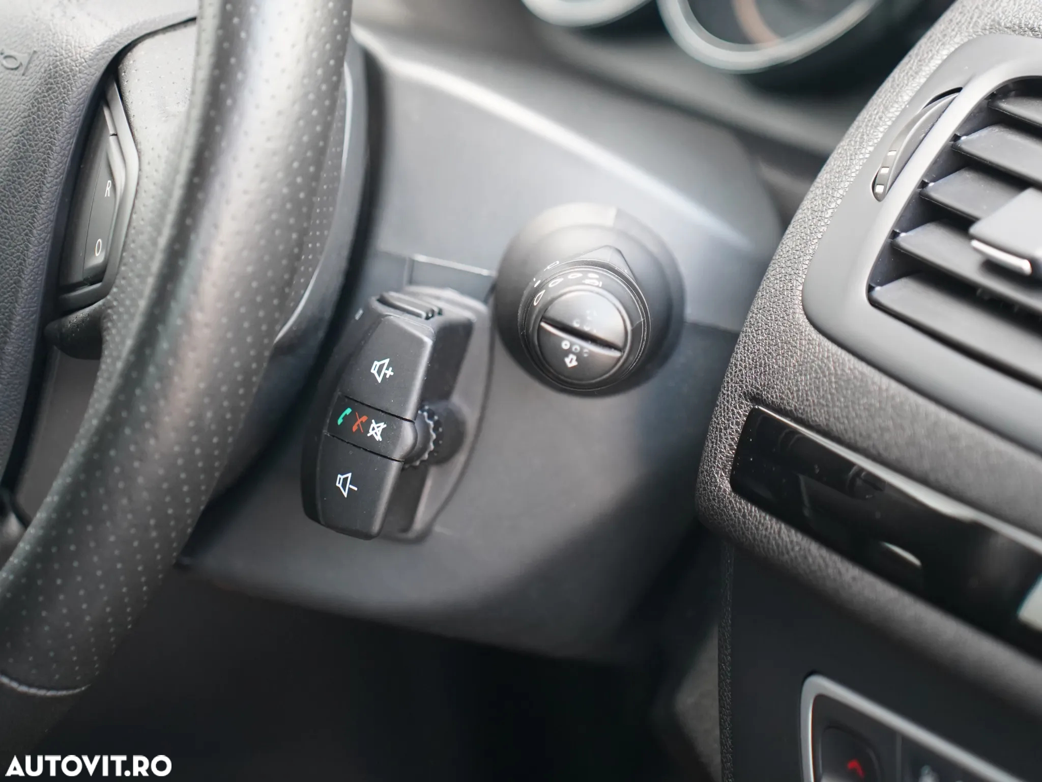 Renault Megane Grandtour TCe 130 Bose Edition - 20