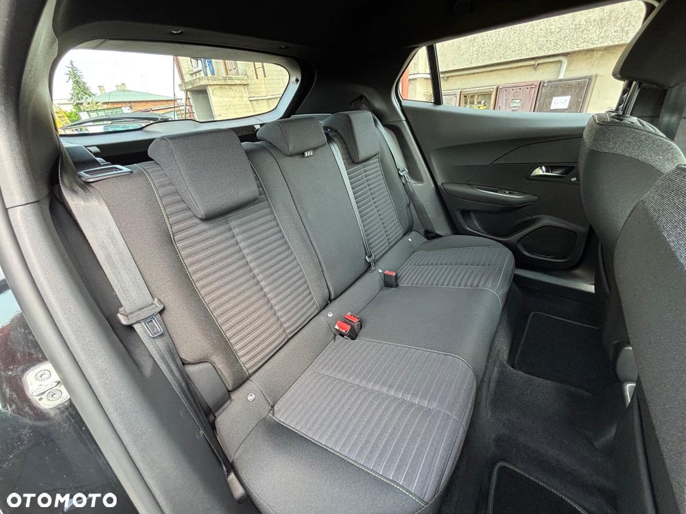 Peugeot 2008 1.2 PureTech Active Pack S&S - 22