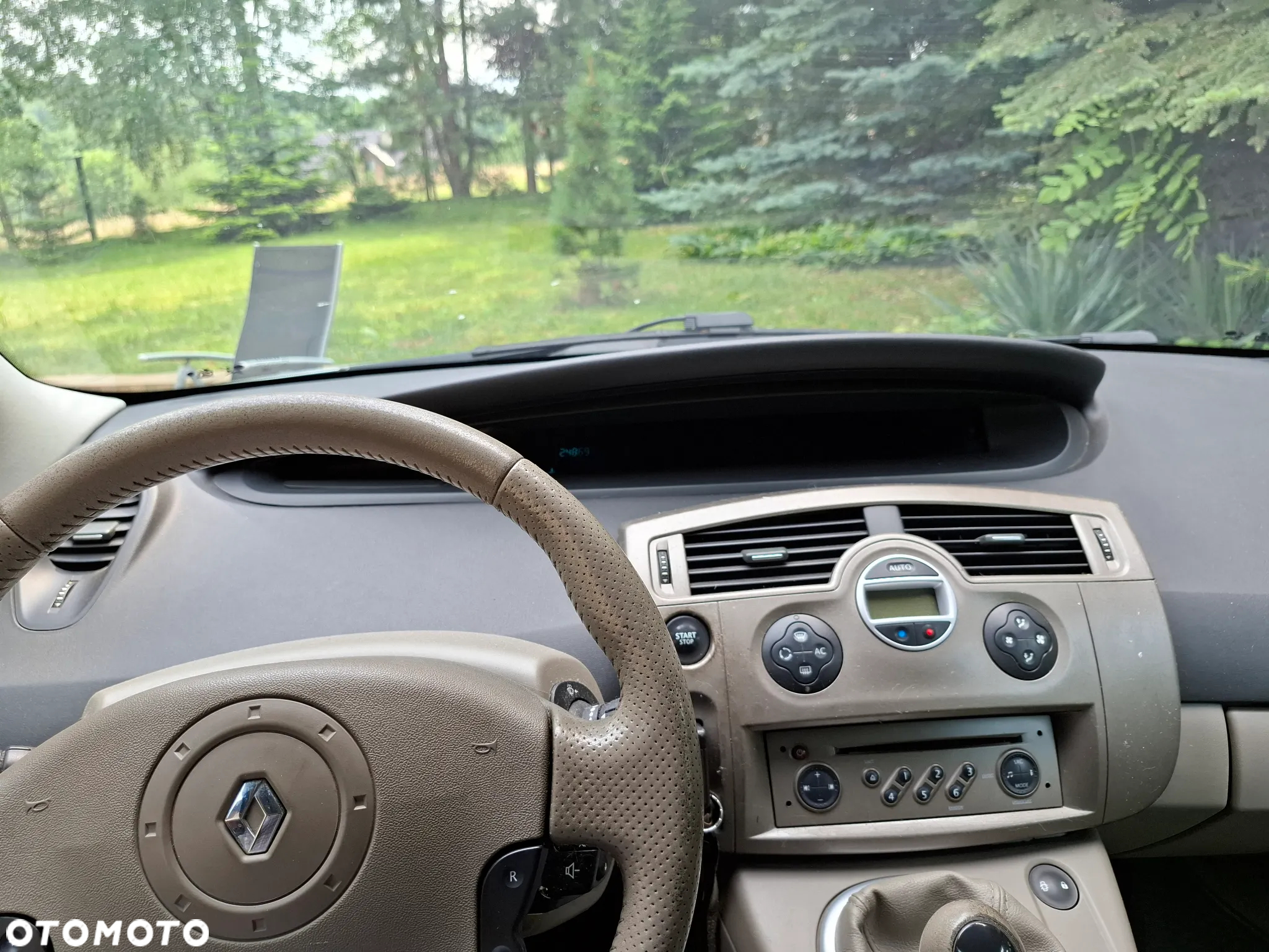 Renault Scenic 1.9 dCi Privilege - 3