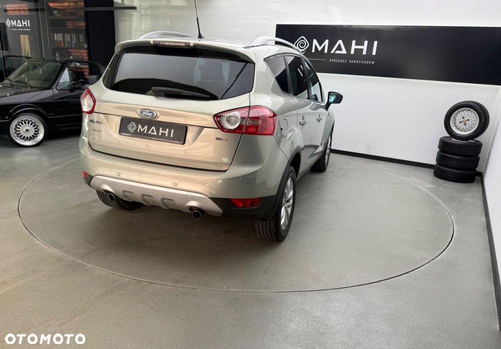 Ford Kuga 2.0 TDCi 4x4 Titanium - 11