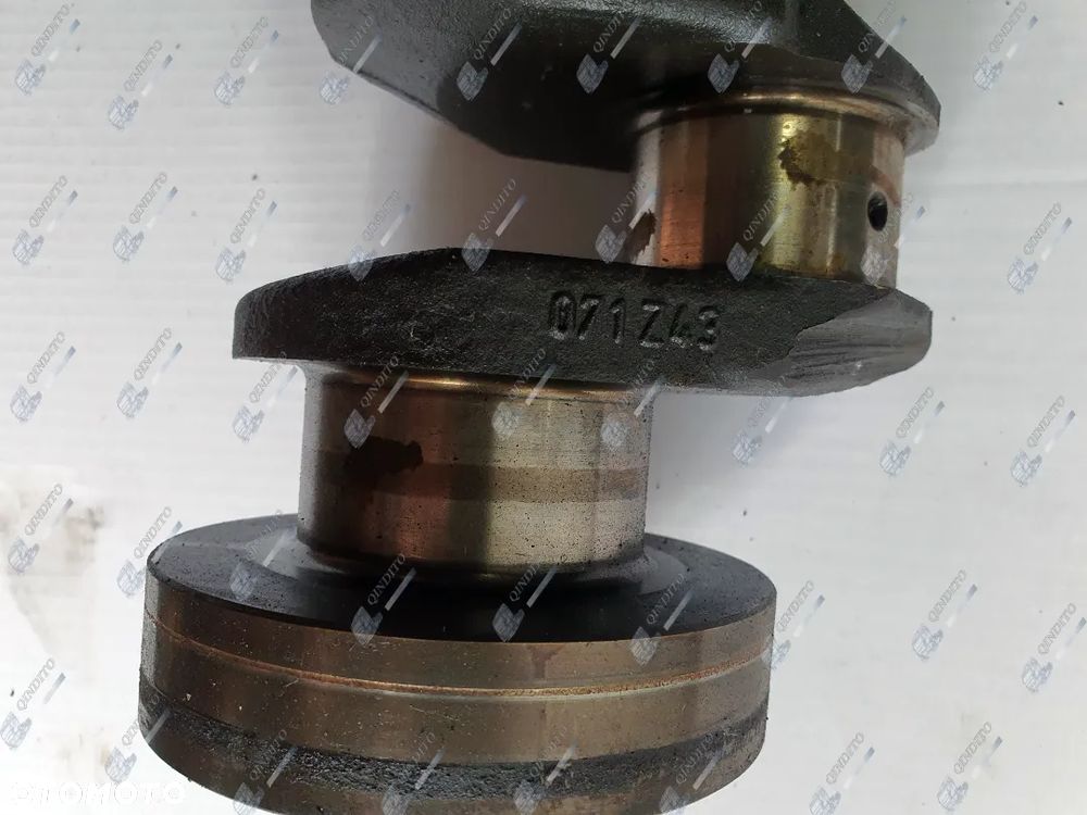 WAŁ KORBOWY PERKINS 071Z43 1006-6 - 3