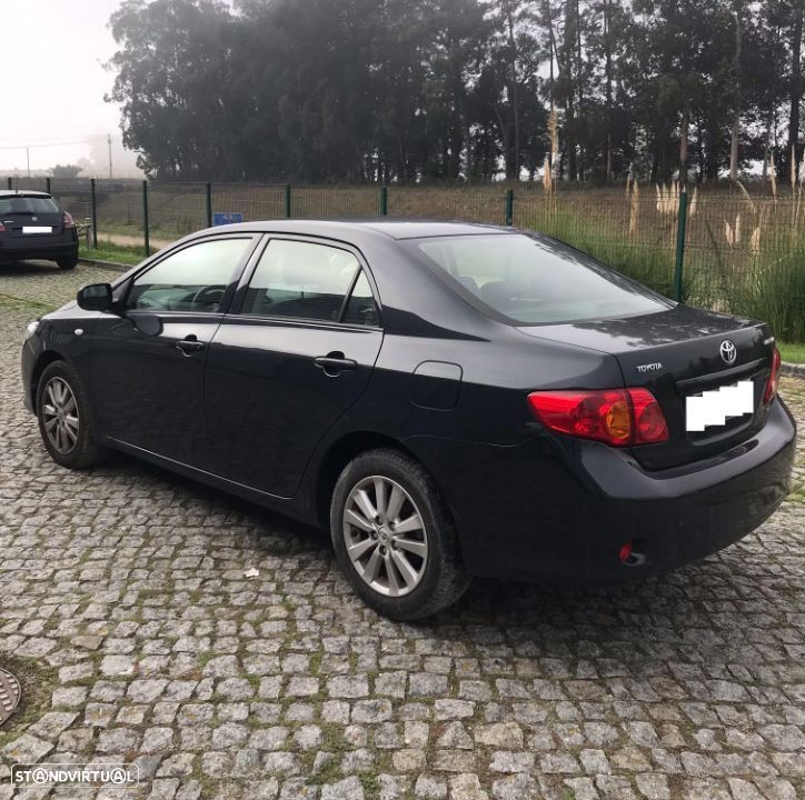 Toyota Corolla E15 Sedan 2.0 D-4D  - Para Peças - 8