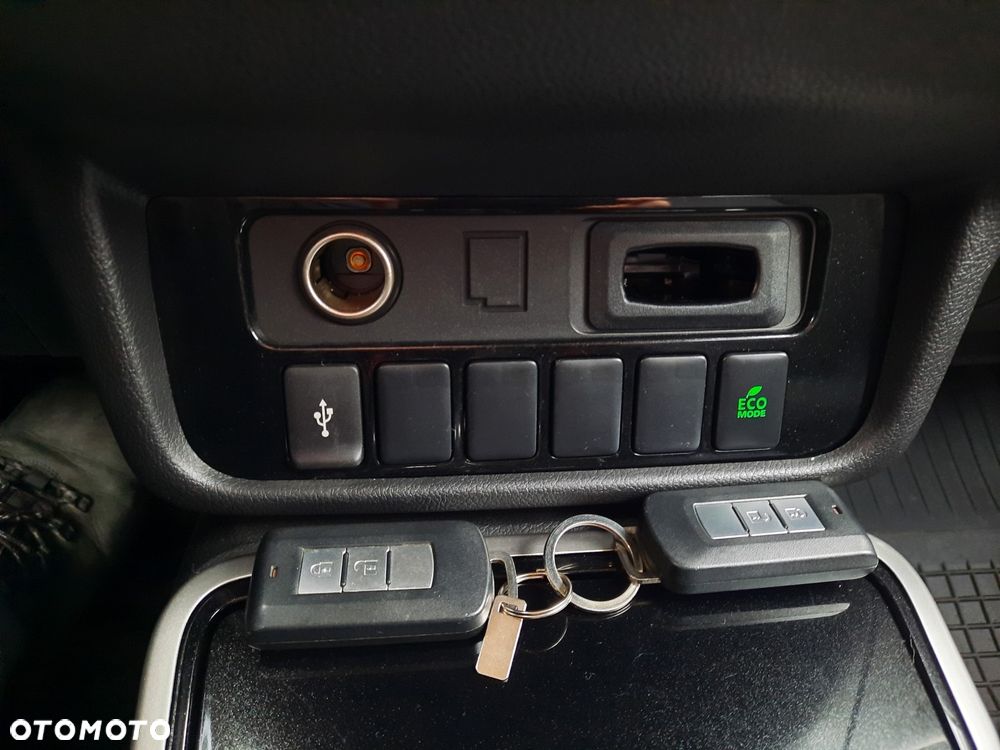 Mitsubishi Outlander 2.0 Intense Comfort 4WD CVT - 35