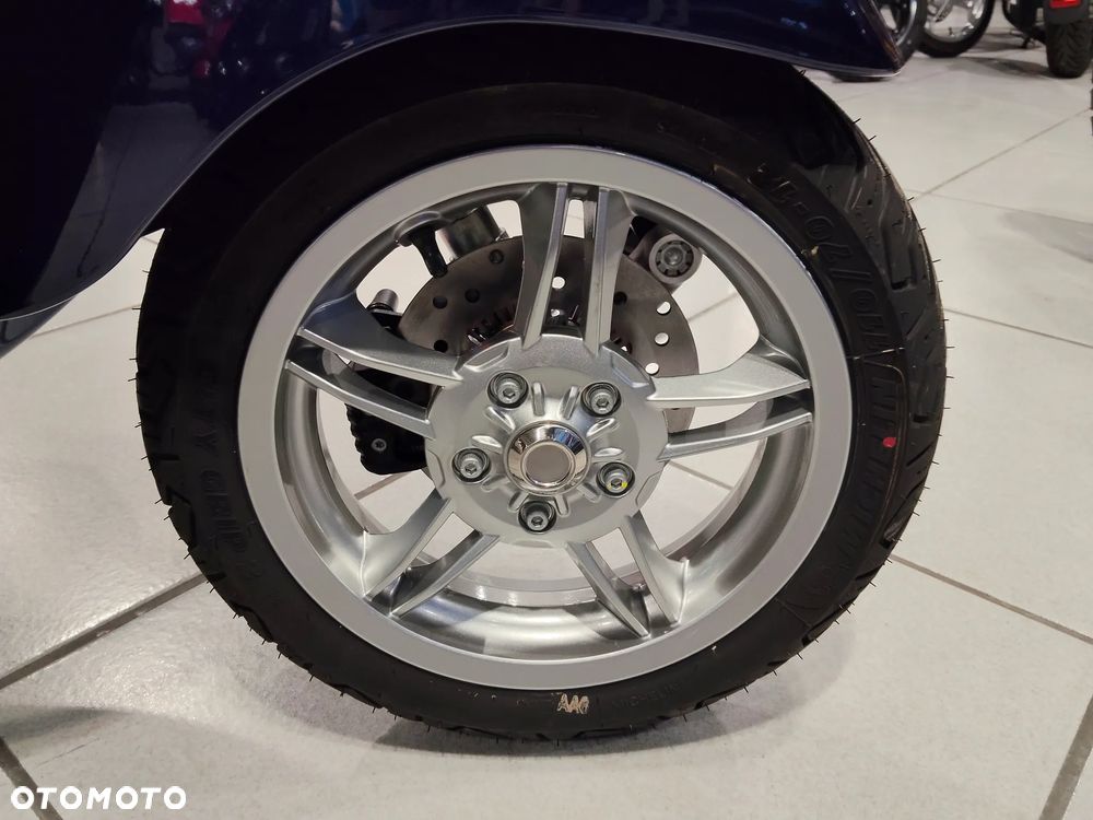 Vespa Primavera - 13