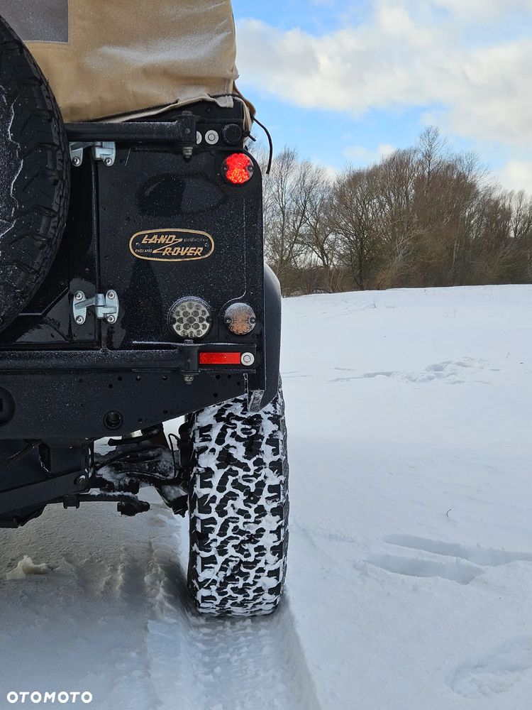 Land Rover Defender 90 Pick Up S - 9