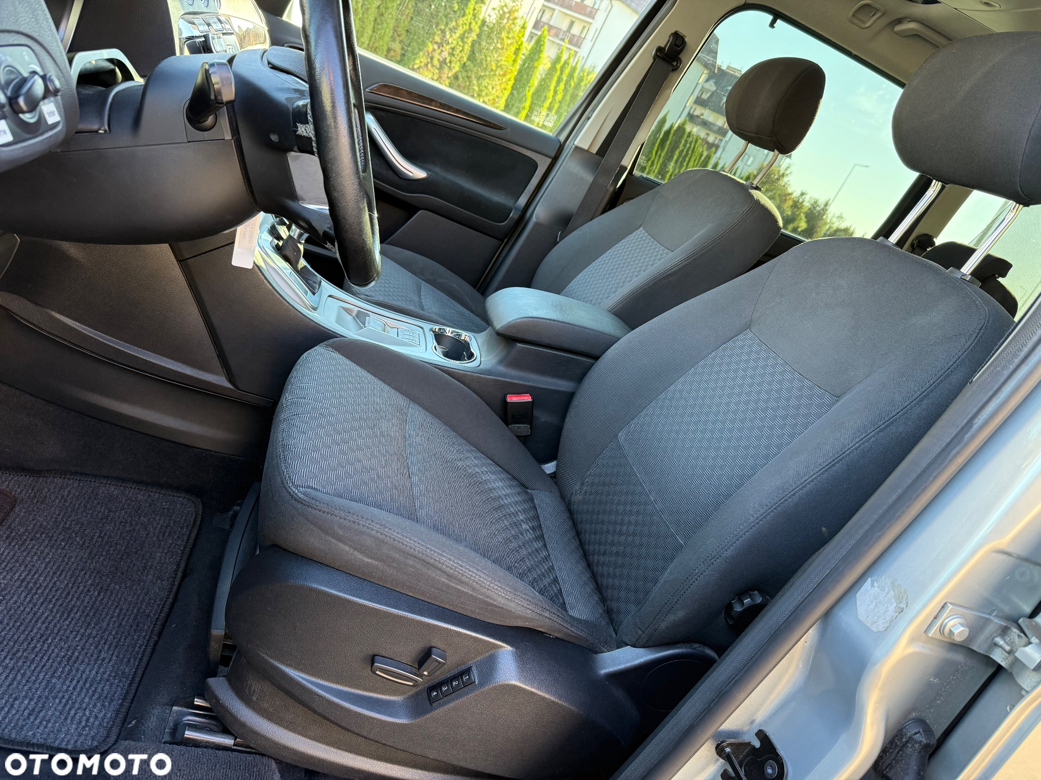Ford Galaxy 2.3 Ghia - 27