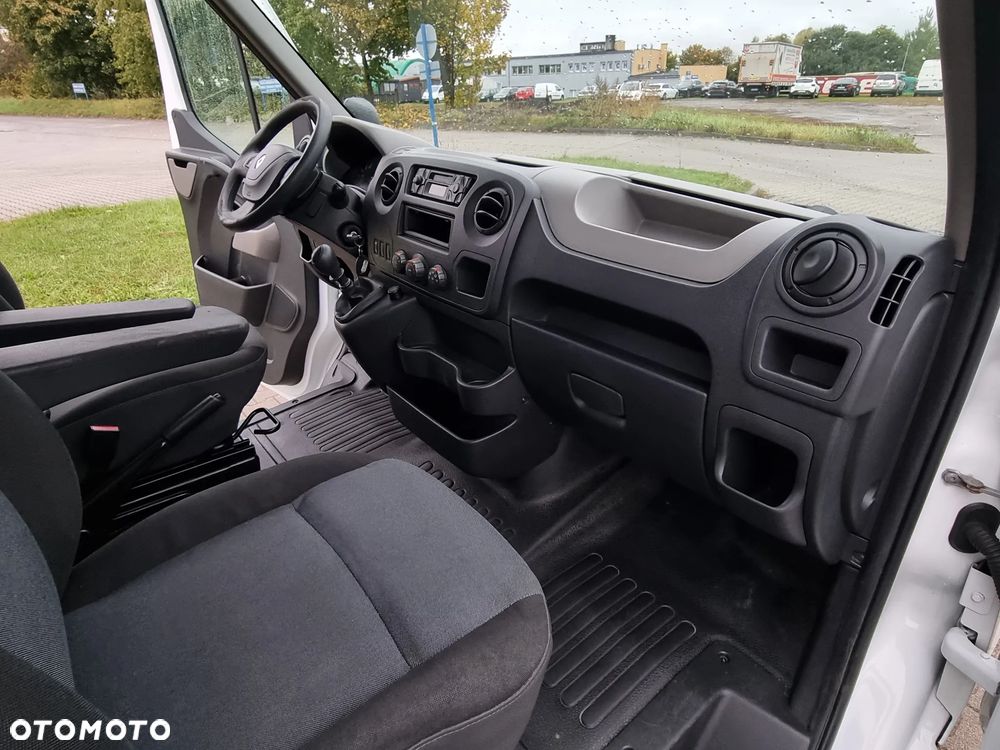 Renault Master - 15