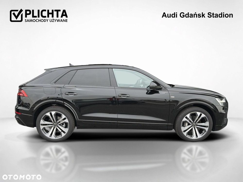Audi Q8 - 6