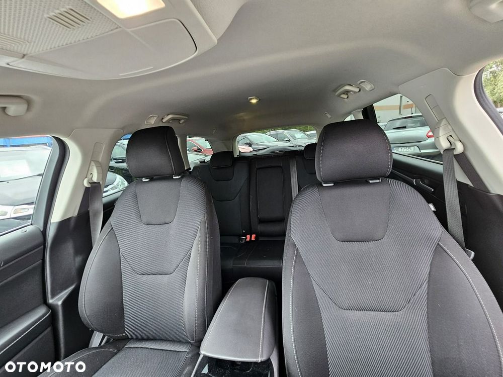 Ford Mondeo - 12