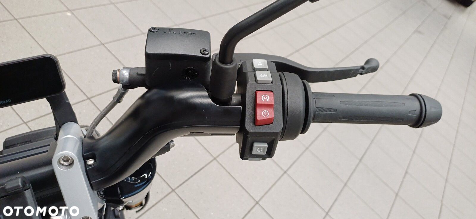 BMW C1 - 10