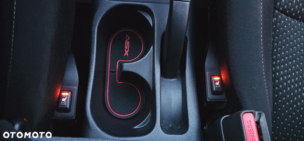 Mitsubishi ASX 1.6 ClearTec 2WD Diamant Edition+ - 36