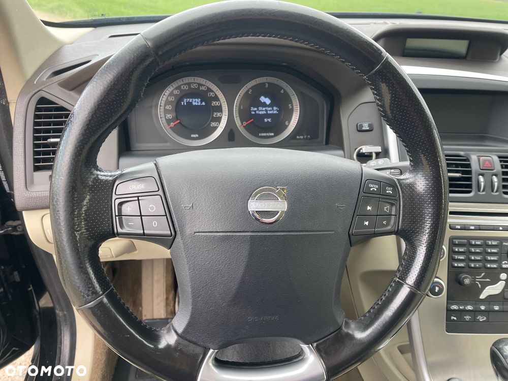 Volvo XC 60 D5 AWD Kinetic - 23