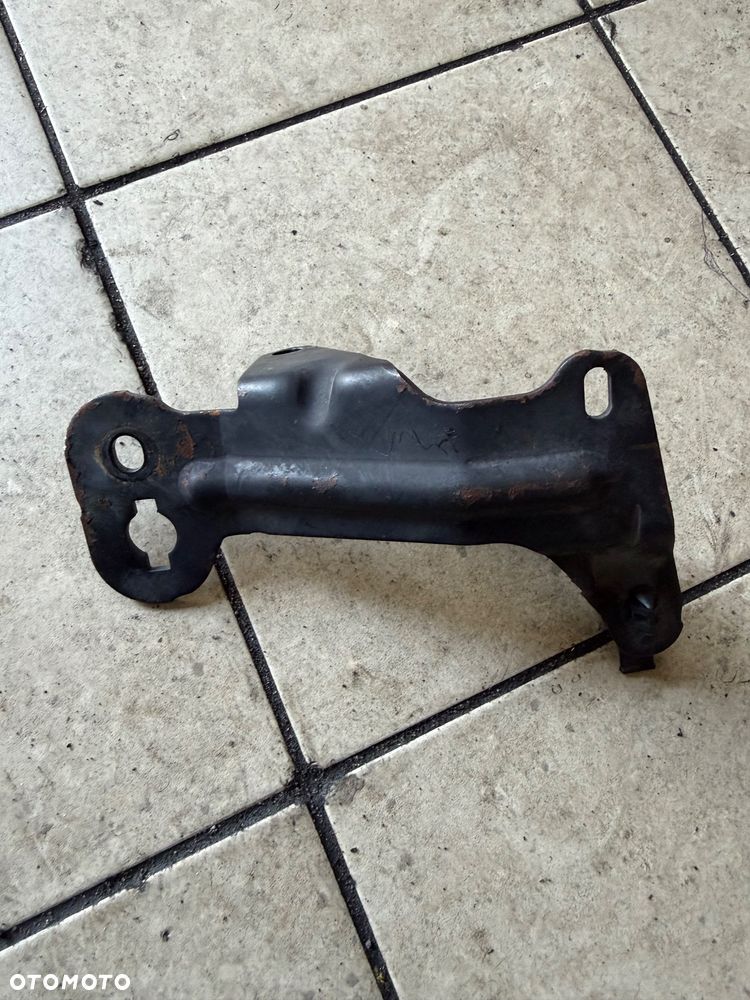 Łapa mocowanie skrzyni biegów tył napęd Renault Master III 241378554R - 3