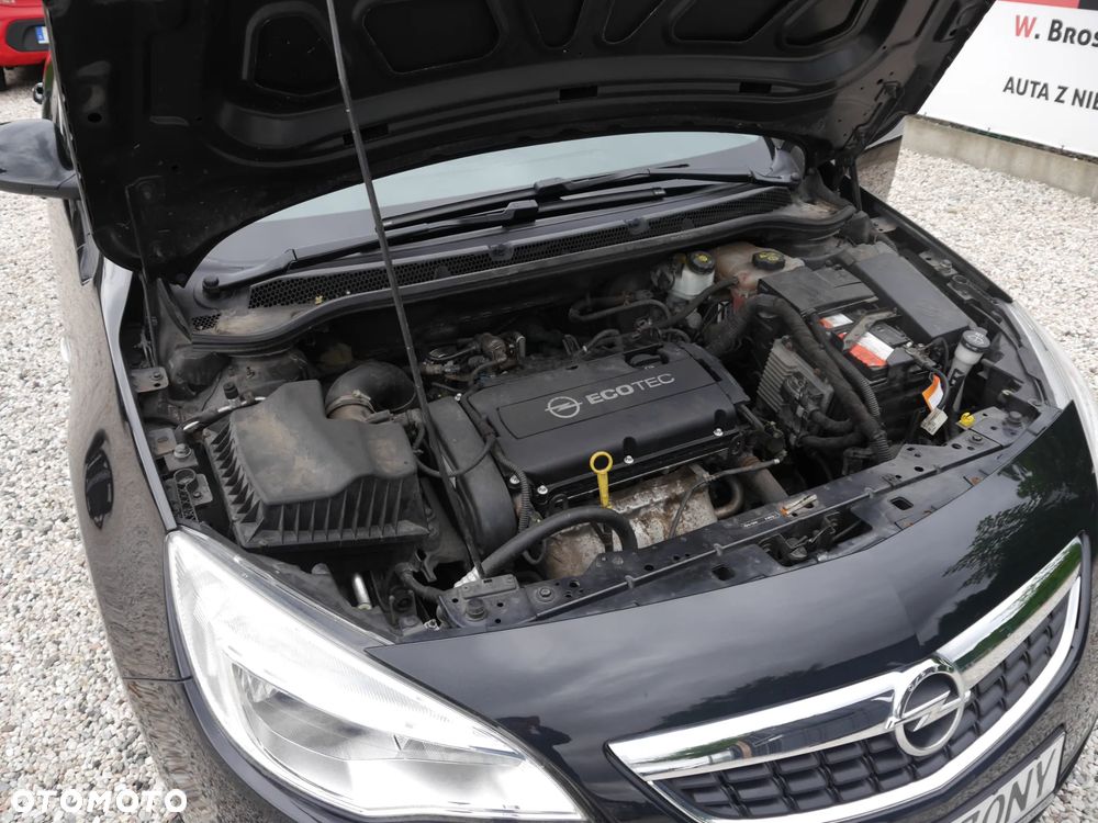 Opel Astra 1.6 150 Jahre - 22
