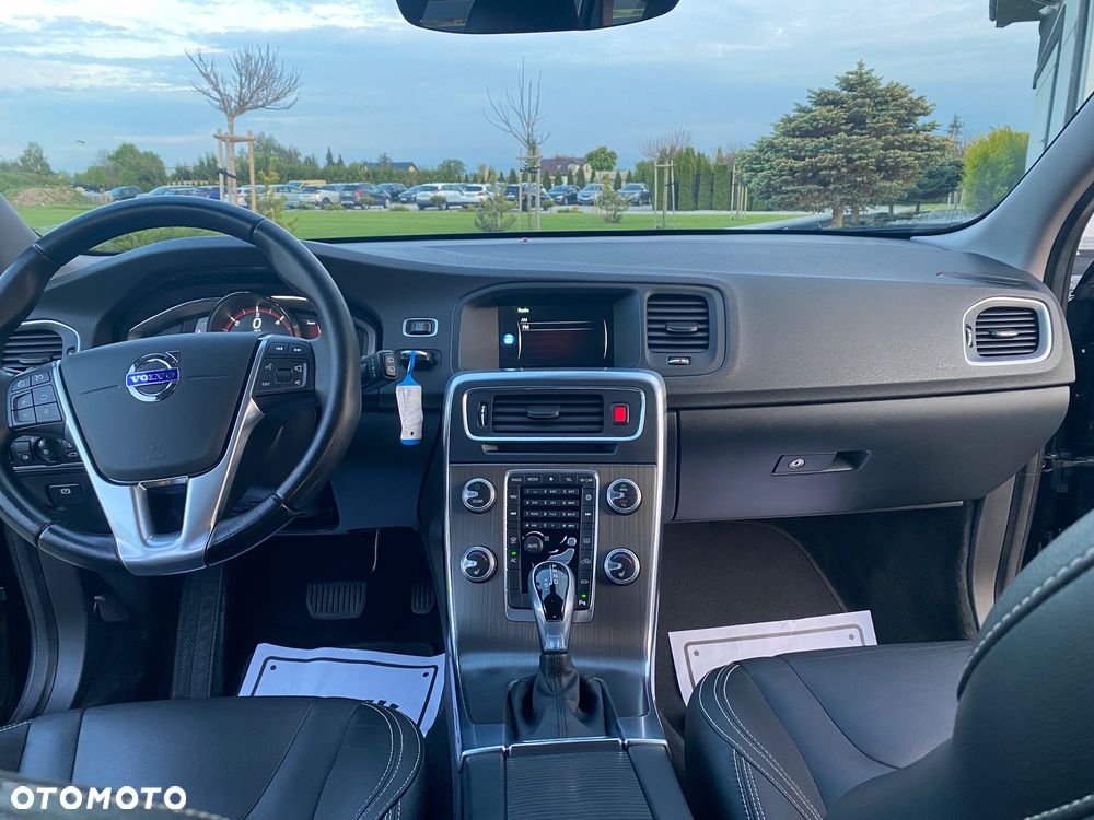 Volvo V60 D3 Drive-E Summum - 12