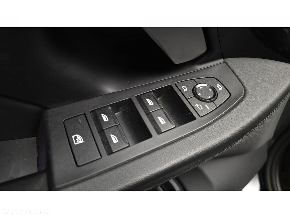 BMW Seria 5 520d xDrive mHEV M Sport - 30