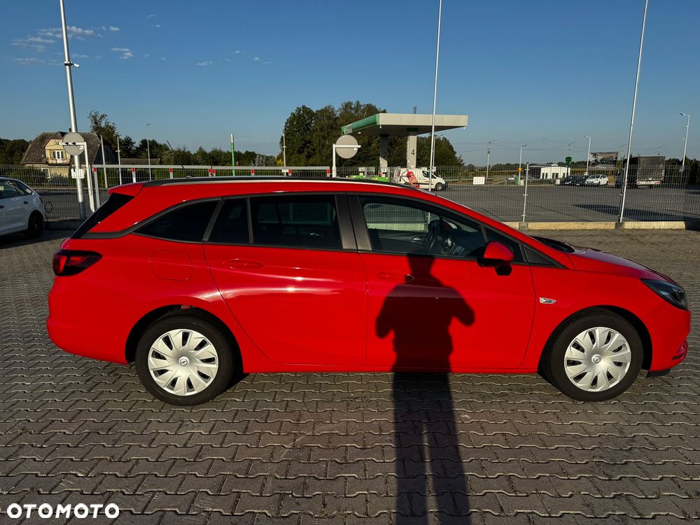 Opel Astra 1.6 CDTI Dynamic S&S - 11