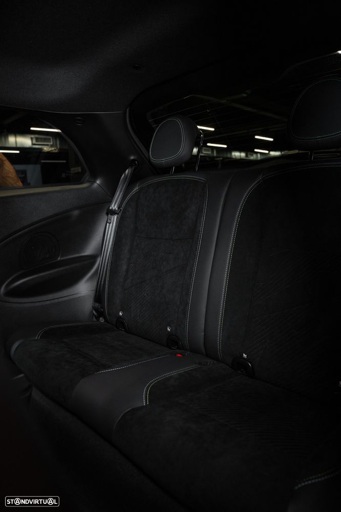 Abarth 500e Scorpionissima - 29