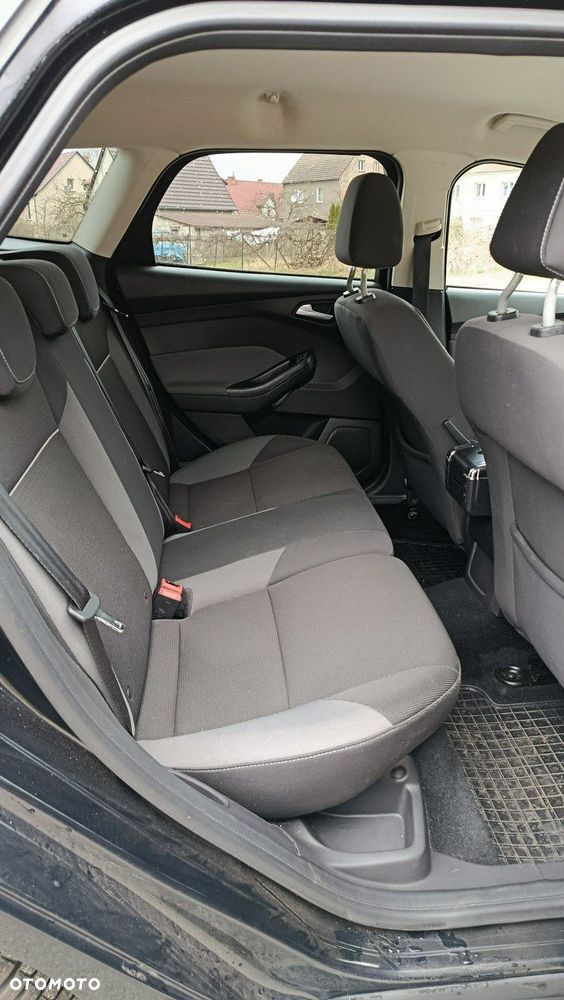 Ford Focus - 23