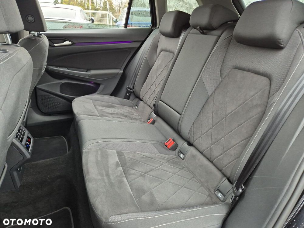 Volkswagen Golf Variant - 15