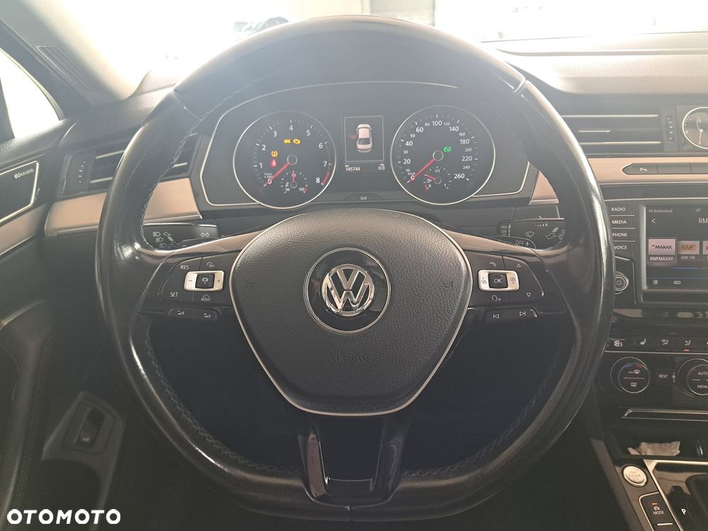Volkswagen Passat 1.8 TSI BMT Highline DSG - 10