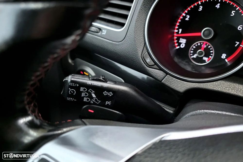 VW Golf 2.0 TSi GTI DSG - 19