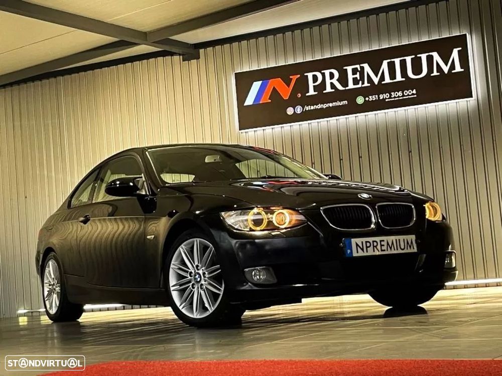 BMW 320 i Coupe - 1