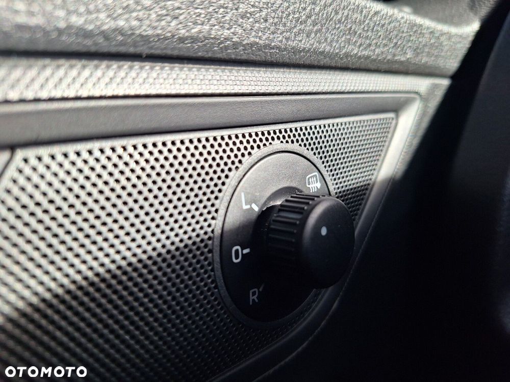 Skoda Fabia 1.0 TSI Ambition Plus DSG - 35