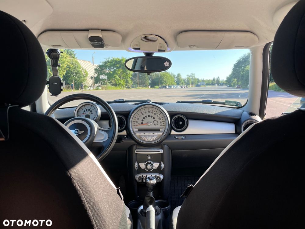MINI Cooper - 16
