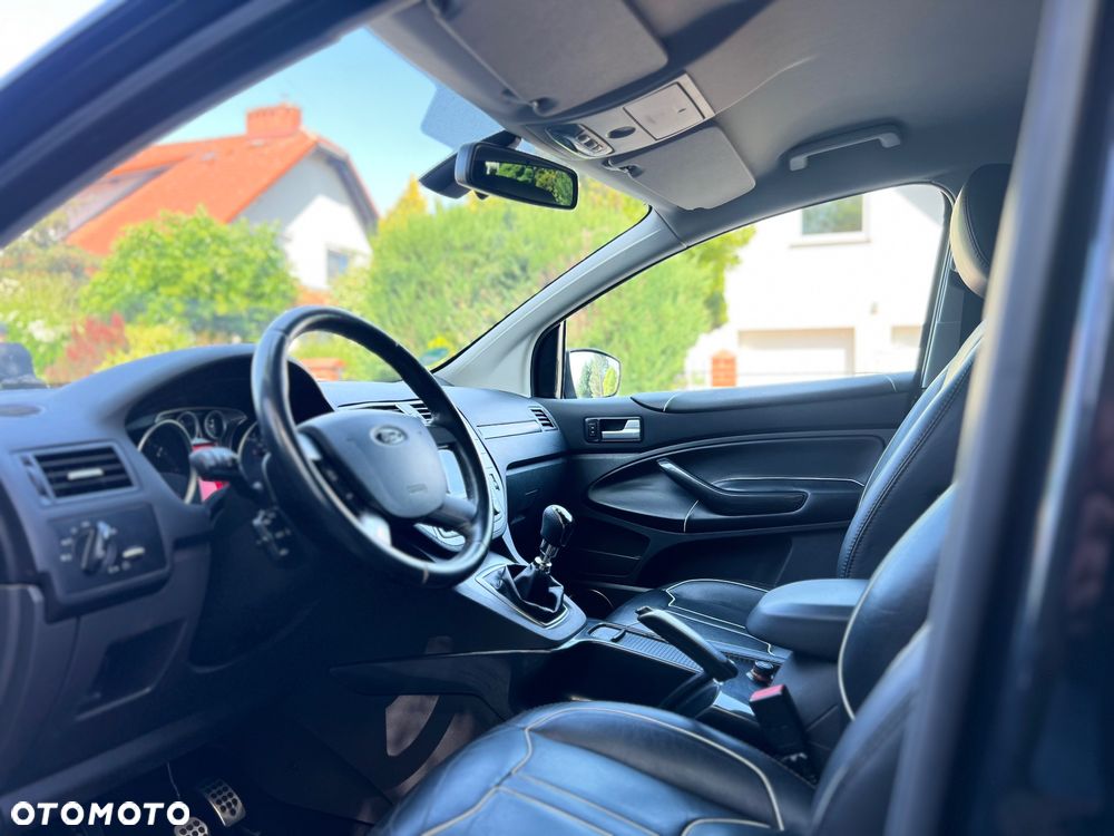 Ford Kuga 2.0 TDCi 4x4 Individual - 28
