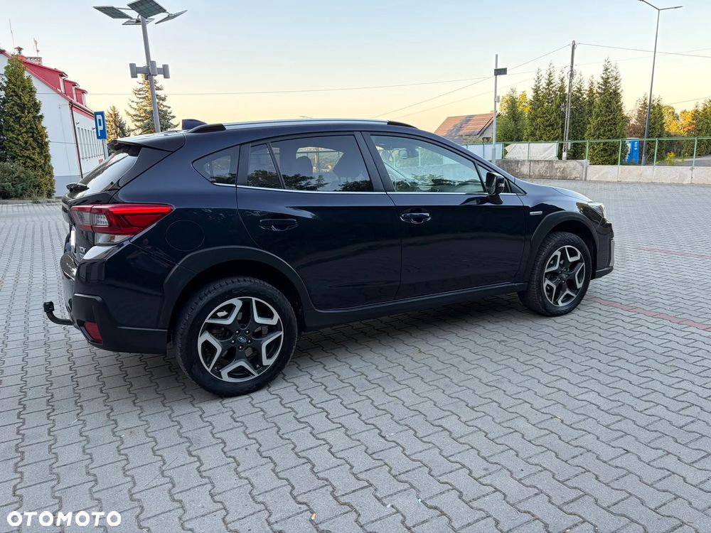 Subaru XV 2.0i-S Platinum (EyeSight) Lineartronic - 32