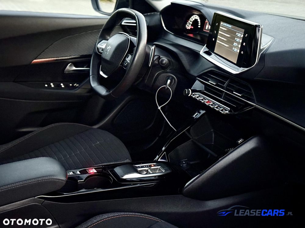 Peugeot 2008 1.2 PureTech Active Pack S&S EAT8 - 17