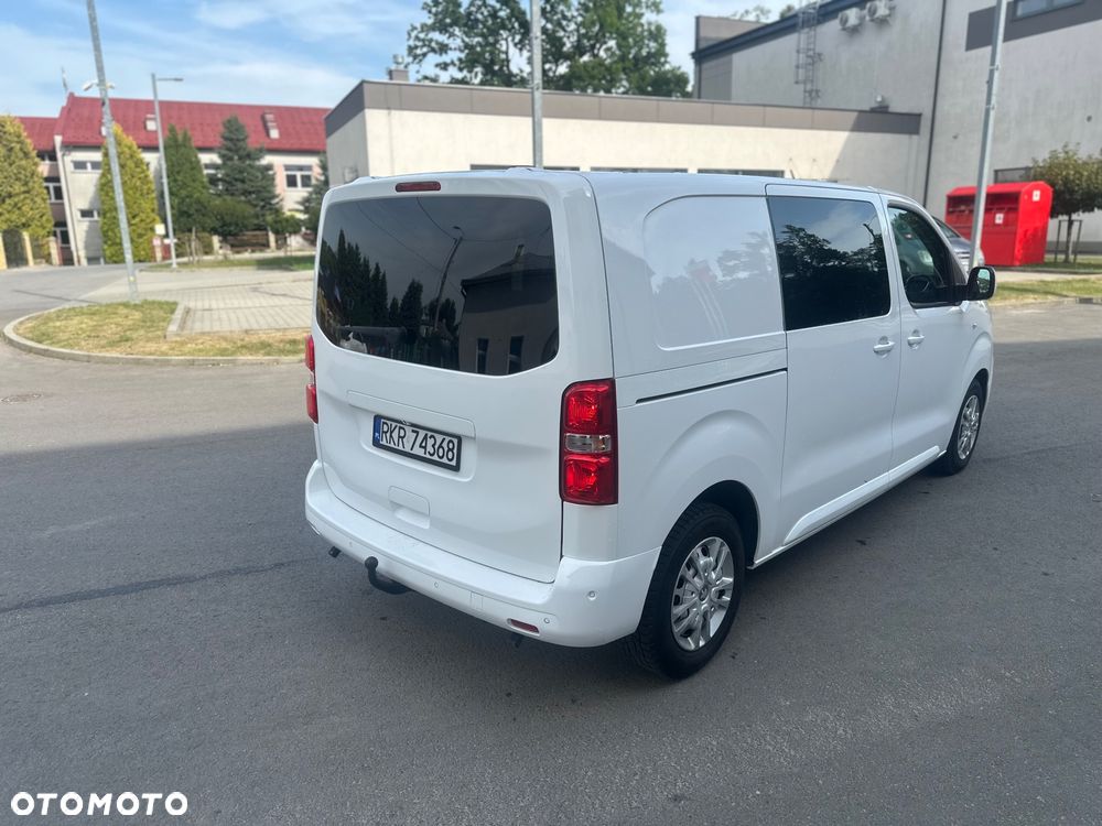 Peugeot Expert - 8